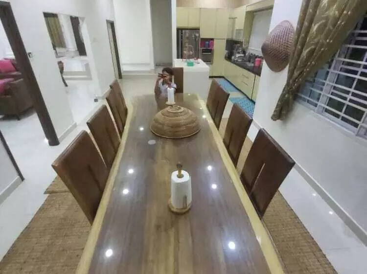 Hotelli Villa Solihin