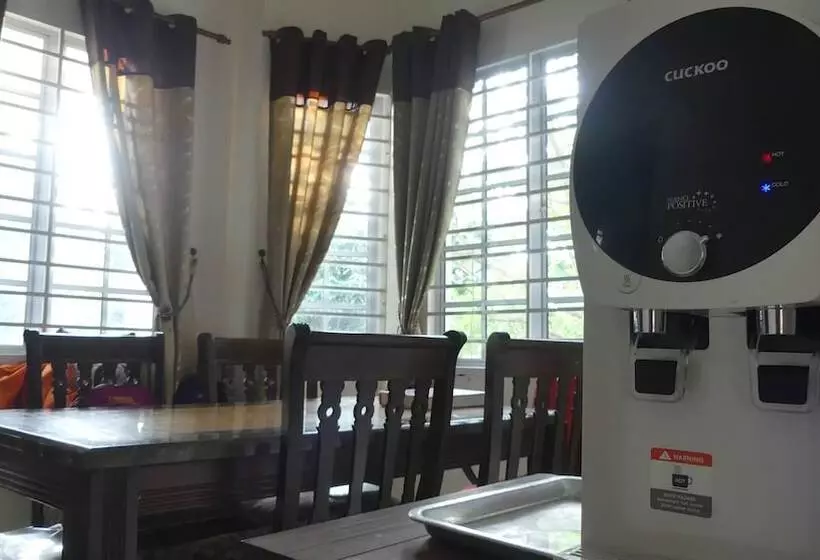 Hotelli Villa Solihin