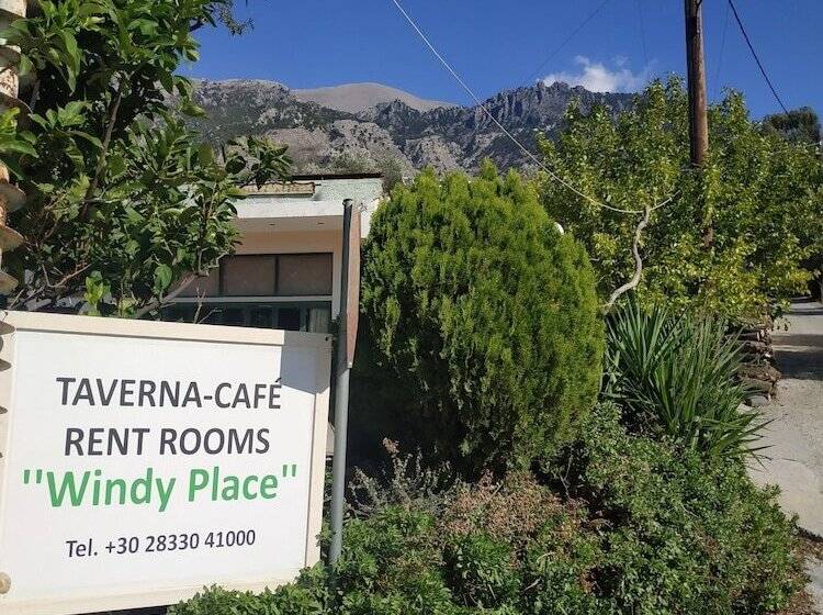 בית מלון כפרי Windy Place