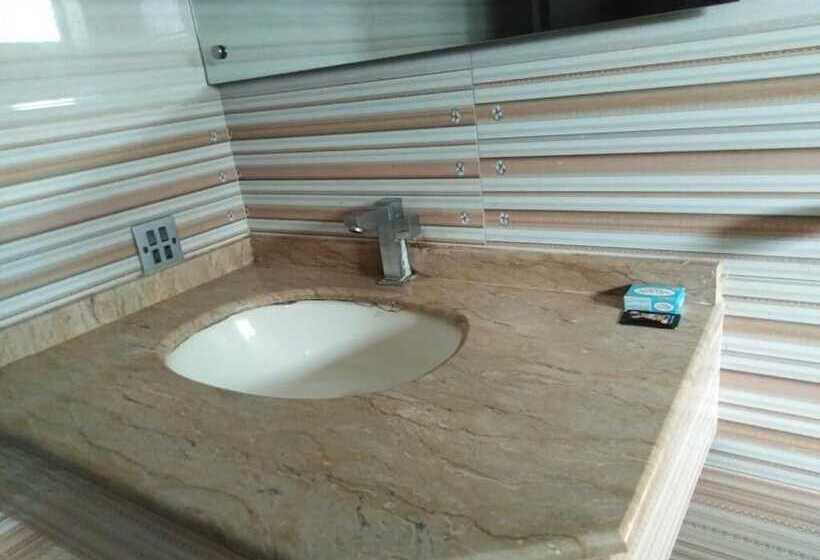 The Grand Hotel Multan