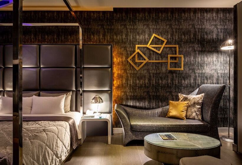 Vogue Boutique Motel