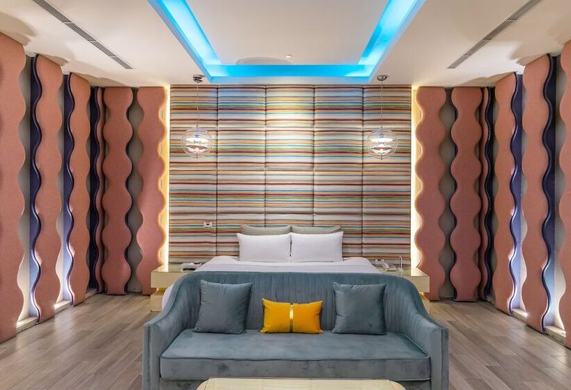 Vogue Boutique Motel