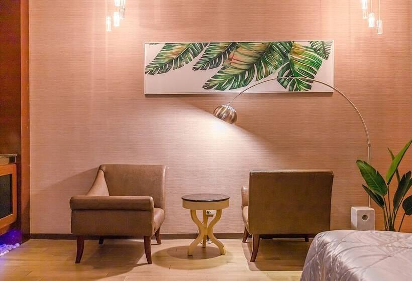 Vogue Boutique Motel