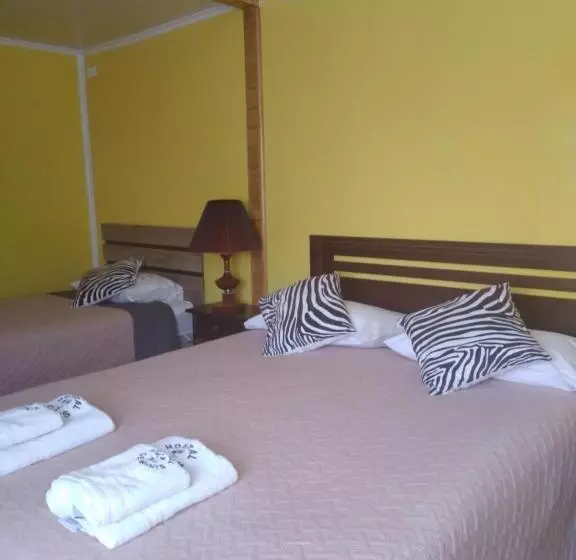 Aamiaismajoitus (B&B) Hostal Geminis ,phillipi 653 Centro