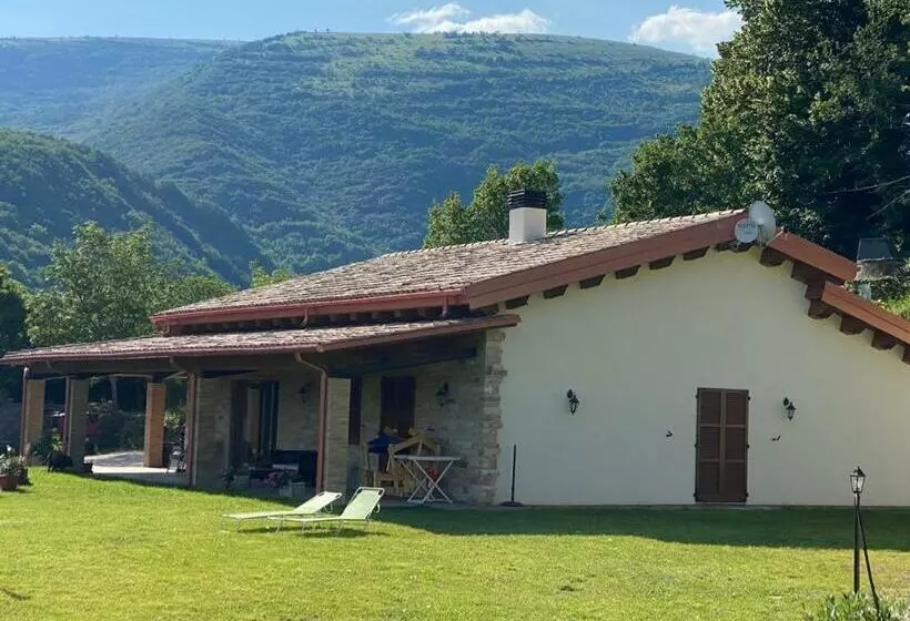 ホテル Meriggio Agriturismo