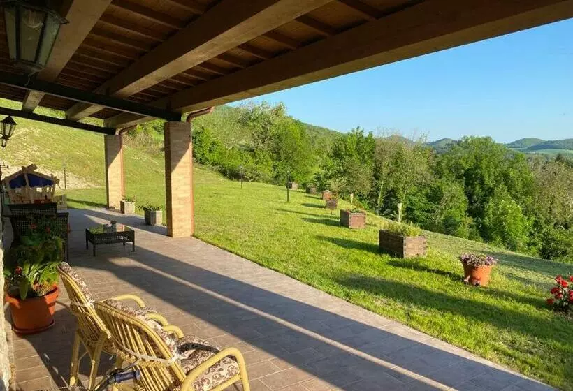 ホテル Meriggio Agriturismo