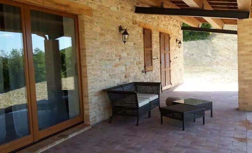 ホテル Meriggio Agriturismo