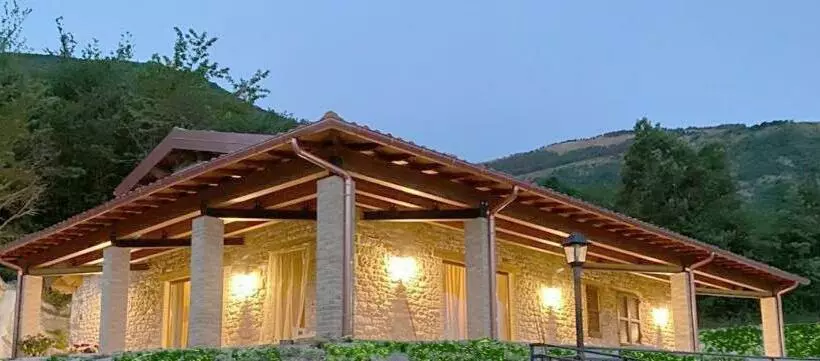 ホテル Meriggio Agriturismo