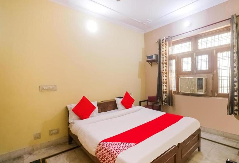 호텔 Oyo 78894 Divyanta Inn