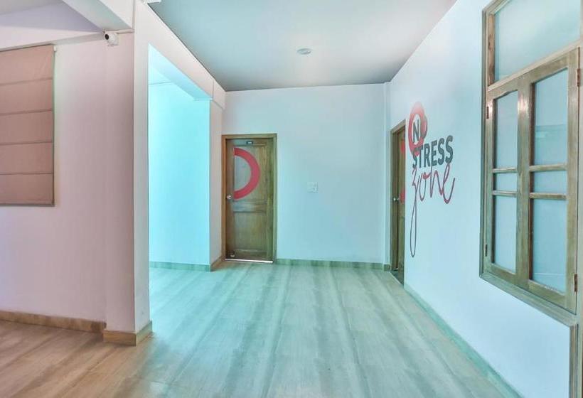 酒店 Fabexpress Thee City