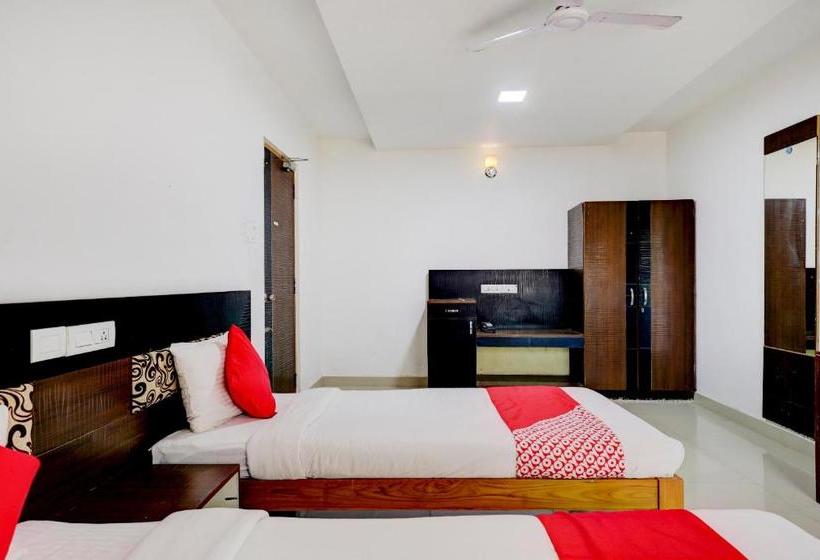 酒店 Oyo 79065 Gold Residency