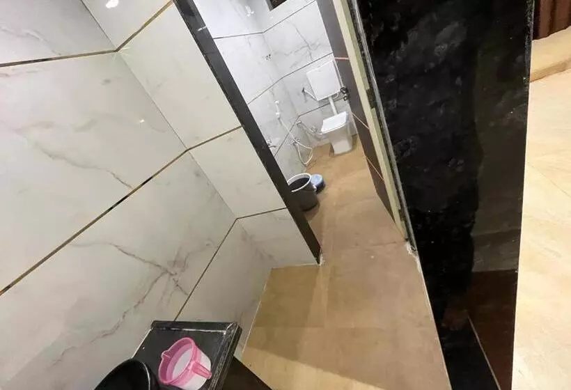 Majatalo Blueberry Budget