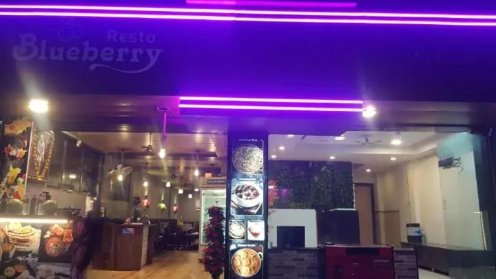 Majatalo Blueberry Budget