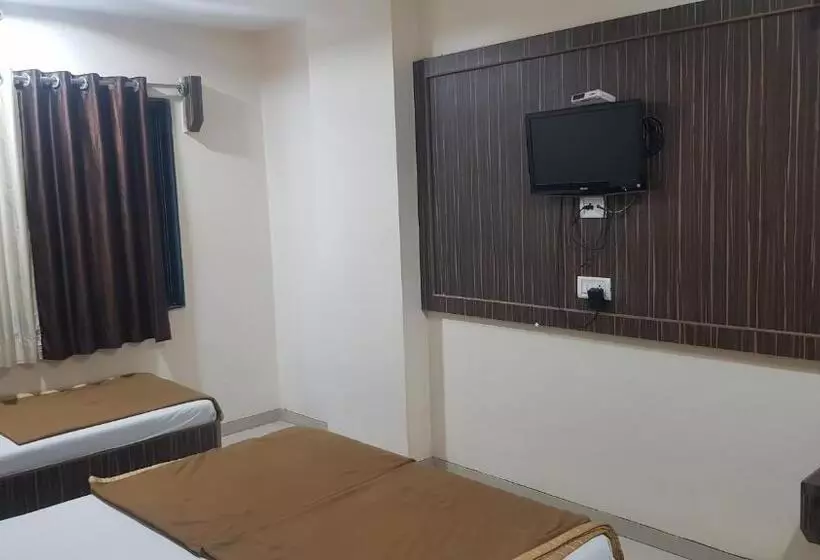 Majatalo Blueberry Budget