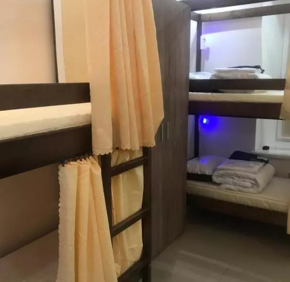 Ararat Tarasa Shevchenka Hostel Kyiv