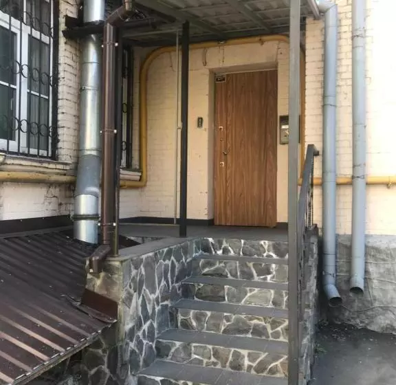 Ararat Tarasa Shevchenka Hostel Kyiv