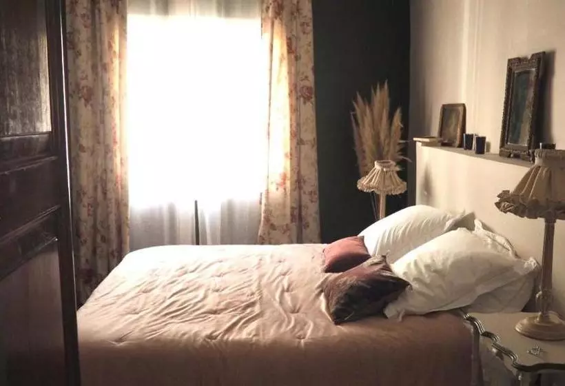 تختخواب و صبحانه La Terrasse Vigneronne