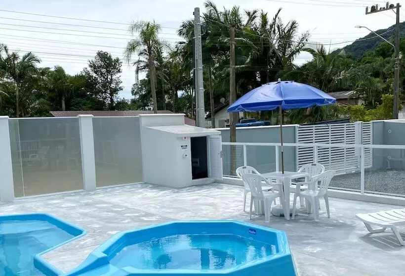 Ecomarine Apart Hotel 800 M Beto Carrero