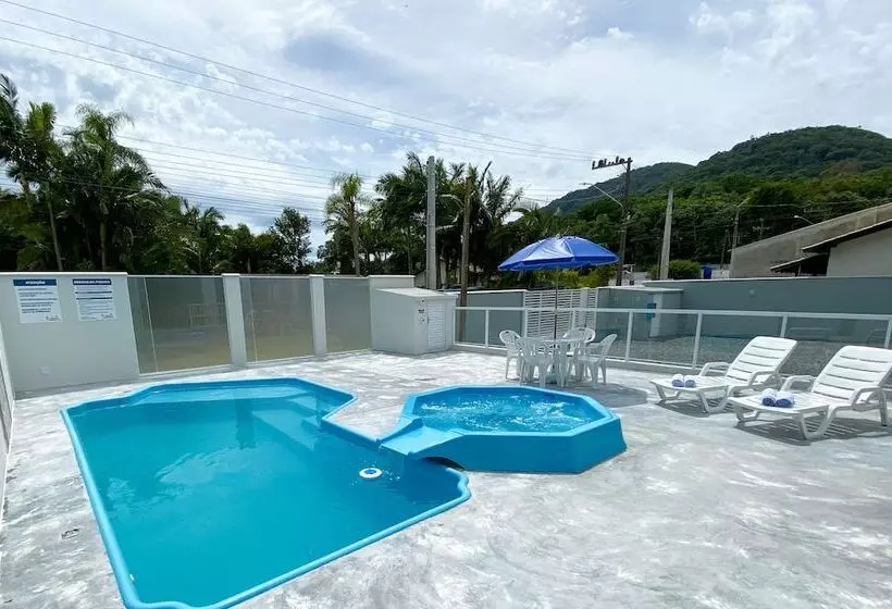 Ecomarine Apart Hotel 800 M Beto Carrero
