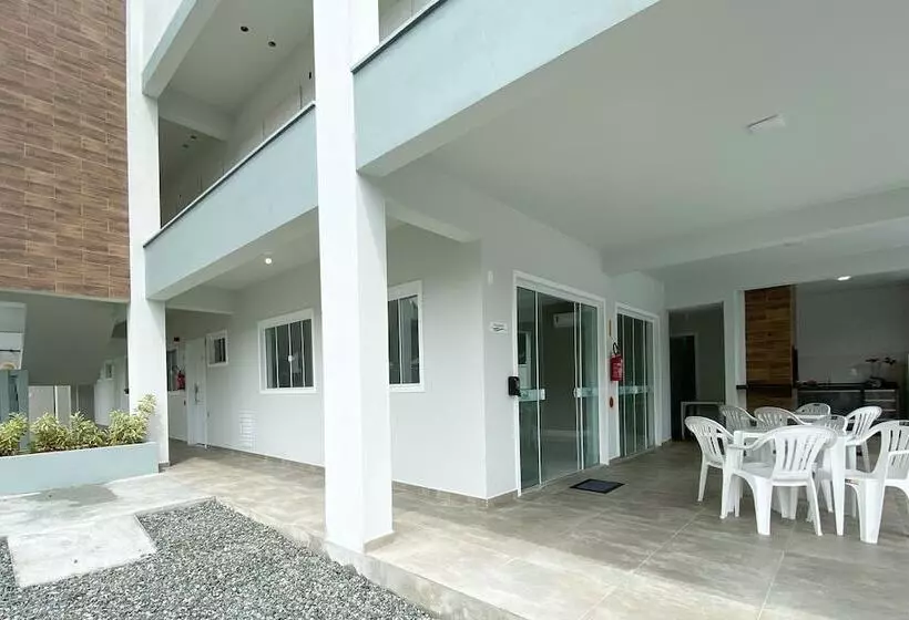 Ecomarine Apart Hotel 800 M Beto Carrero