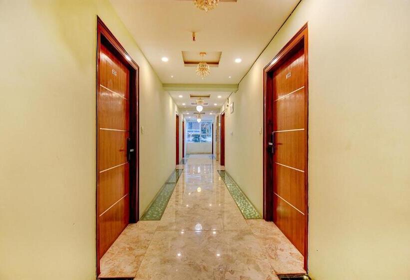 Fabhotel Srk Platinum Inn Nr Forum Mall