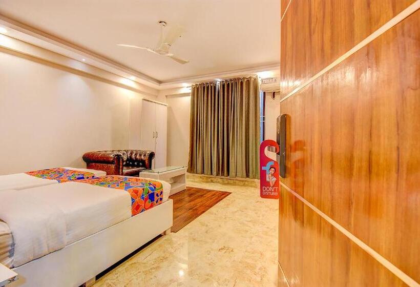 Fabhotel Srk Platinum Inn Nr Forum Mall