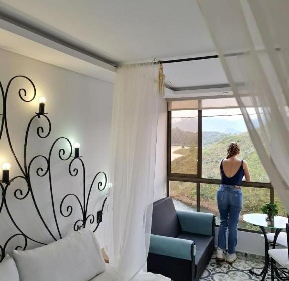 בית מלון כפרי The Rock Guatape