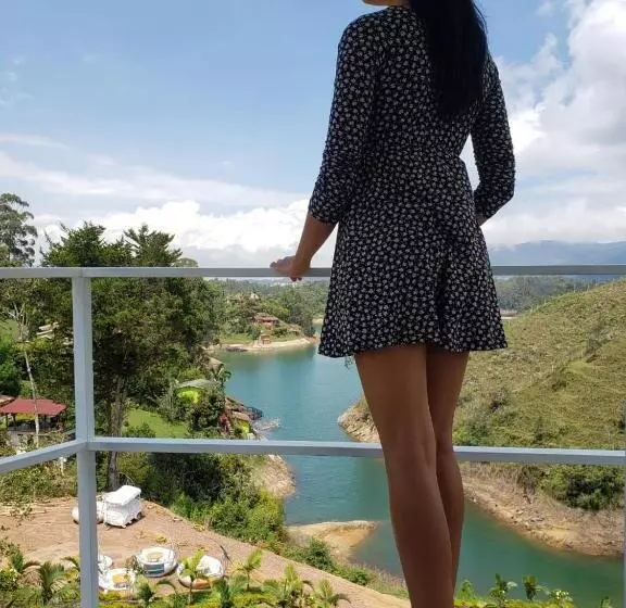 ホテル The Rock Guatape