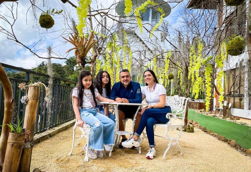 בית מלון כפרי The Rock Guatape