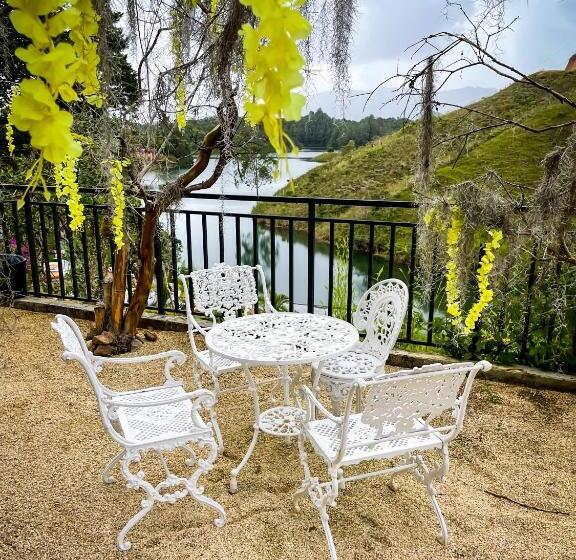 בית מלון כפרי The Rock Guatape