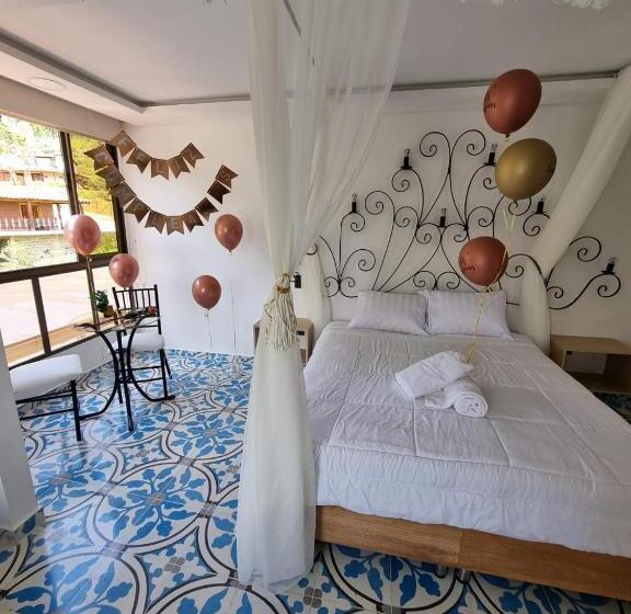 בית מלון כפרי The Rock Guatape