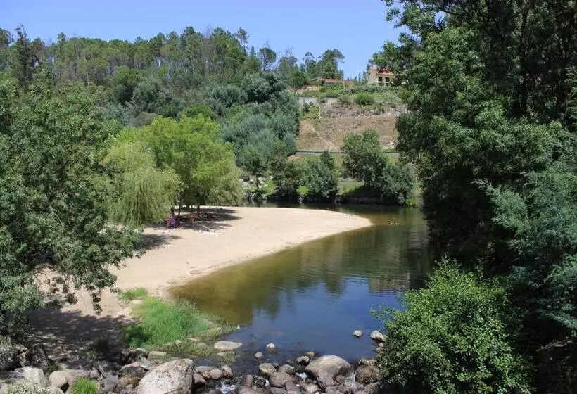 ホテル Beira Dão Turismo Rural