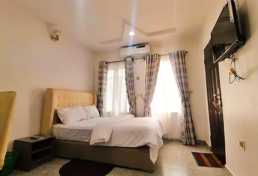 هتل Big Ocean Inn