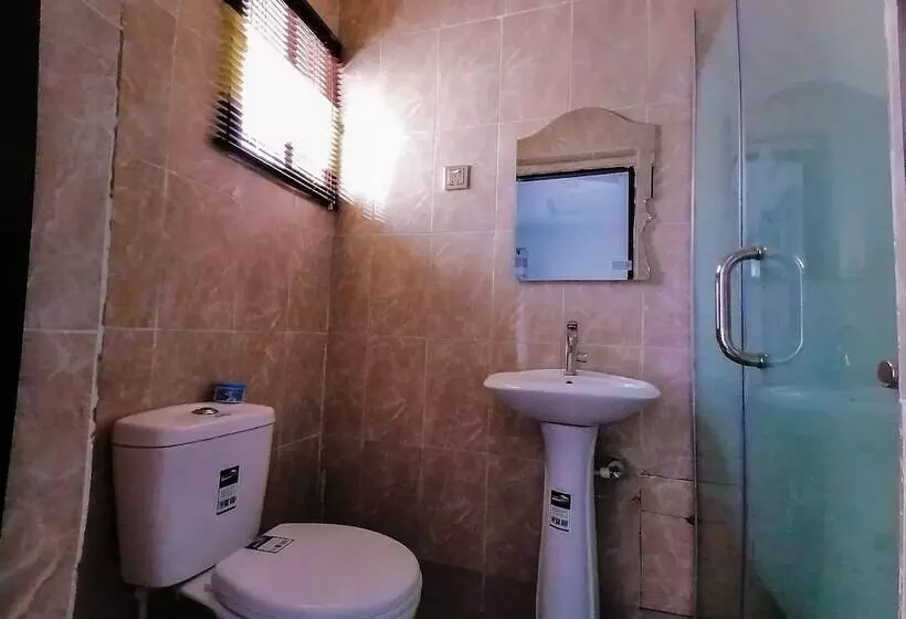 هتل Big Ocean Inn