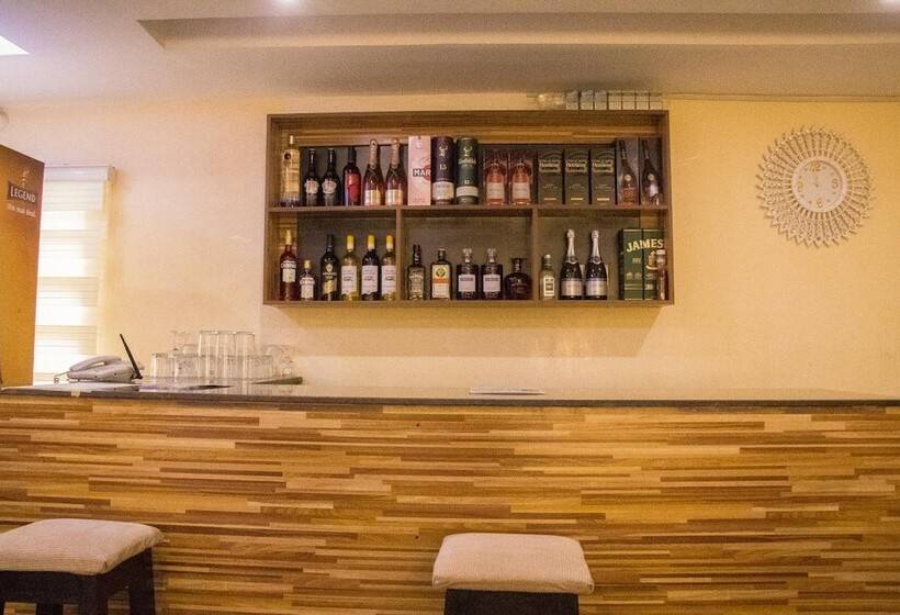 هتل Big Ocean Inn