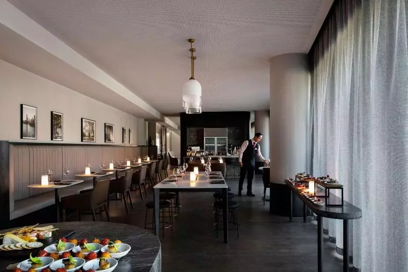 Melbourne Marriott Hotel Docklands