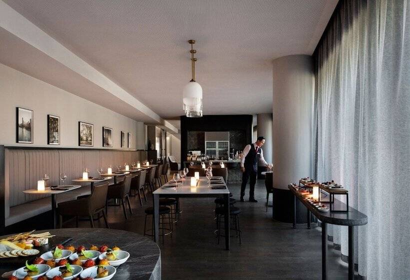 Melbourne Marriott Hotel Docklands