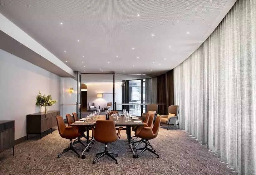 Melbourne Marriott Hotel Docklands