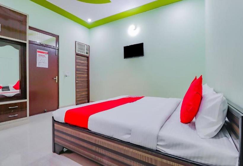 בית מלון כפרי Oyo 78815 Moonlight Guest House