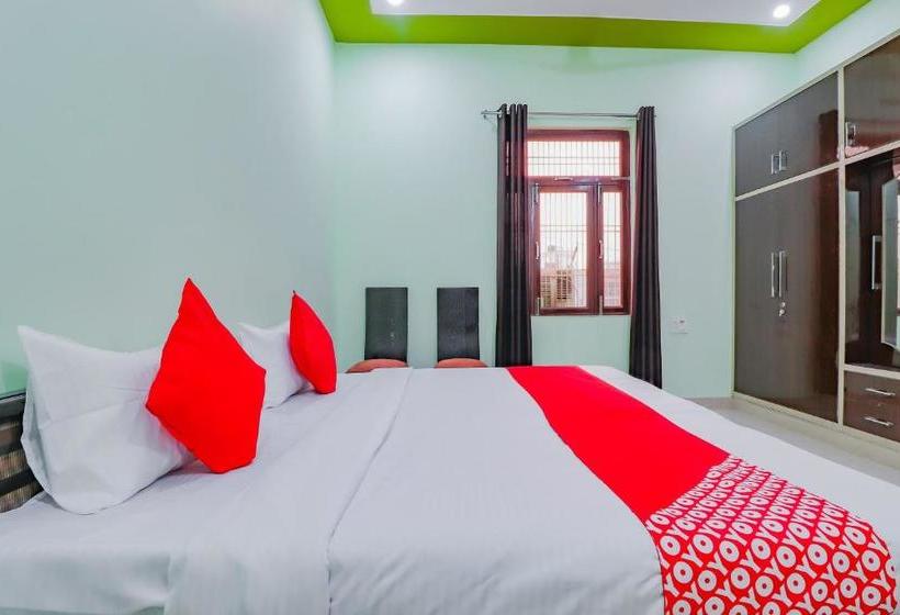 בית מלון כפרי Oyo 78815 Moonlight Guest House