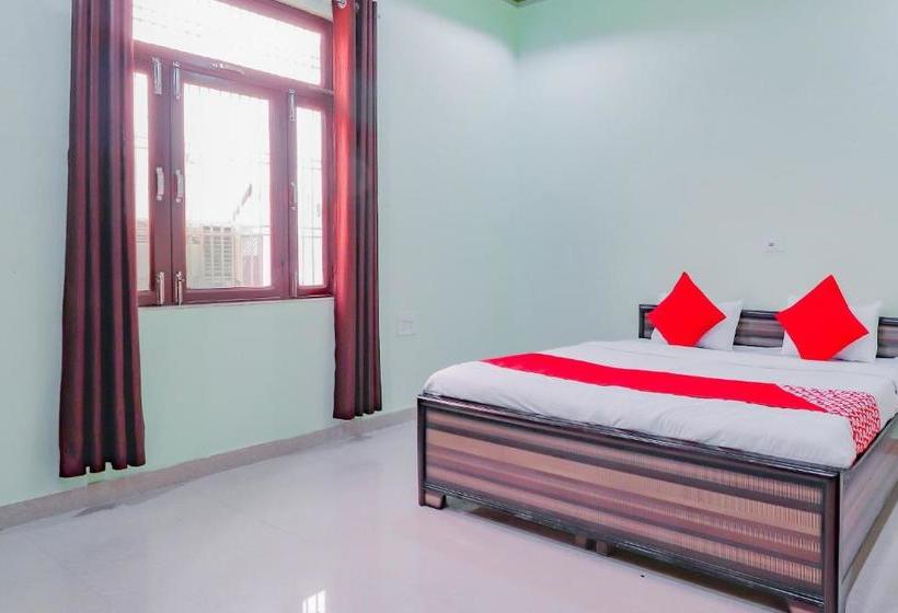 בית מלון כפרי Oyo 78815 Moonlight Guest House