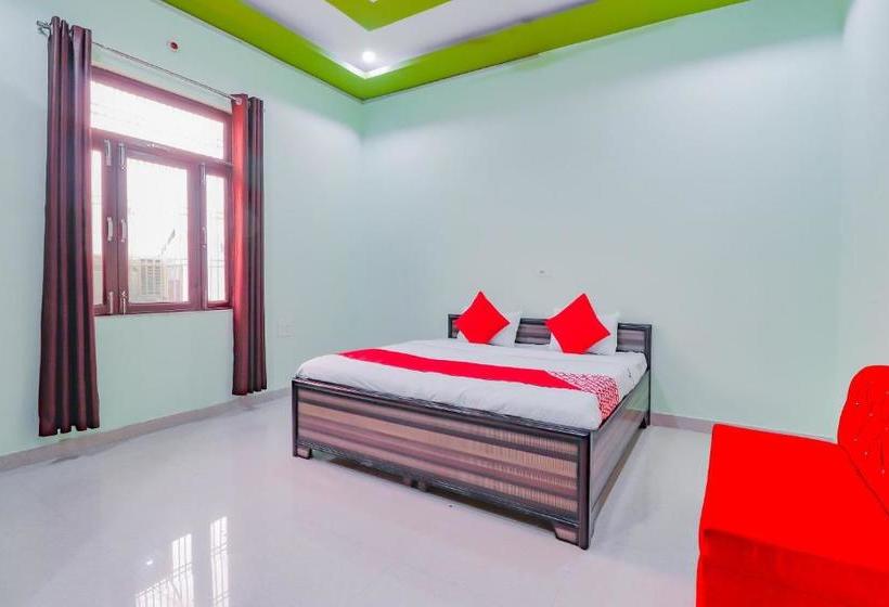 בית מלון כפרי Oyo 78815 Moonlight Guest House