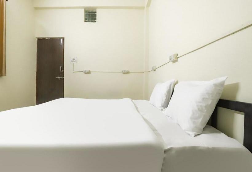 酒店 Spot On 78169 Lotus Service Apartment