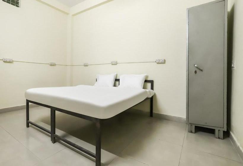 酒店 Spot On 78169 Lotus Service Apartment