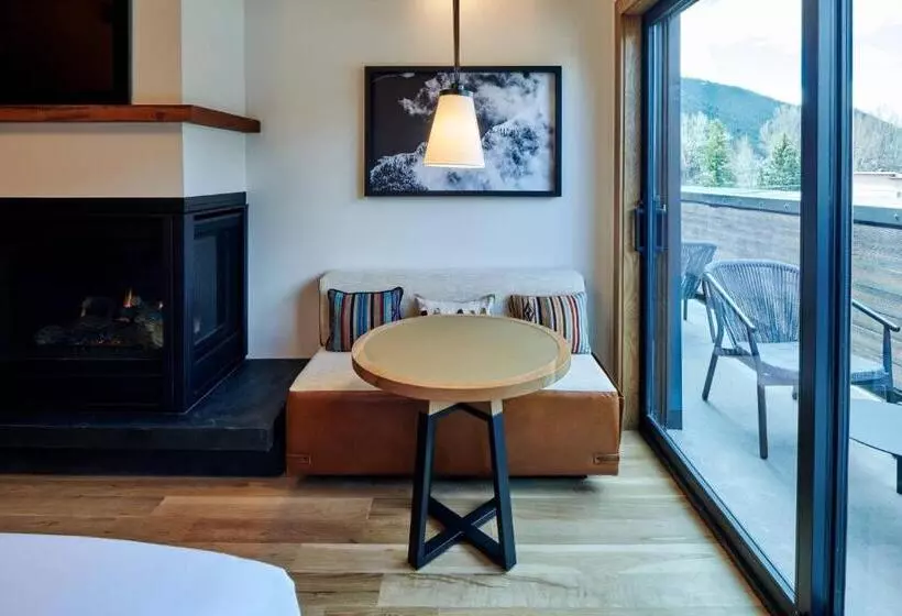 Hotelli The Cloudveil, Autograph Collection