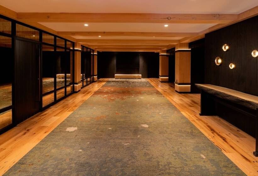 هتل The Cloudveil, Autograph Collection