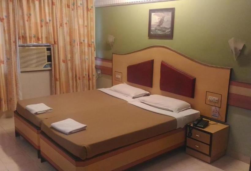 Hotelli Townhouse Oak  Vihar Deluxe