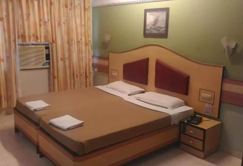 Hotelli Townhouse Oak  Vihar Deluxe