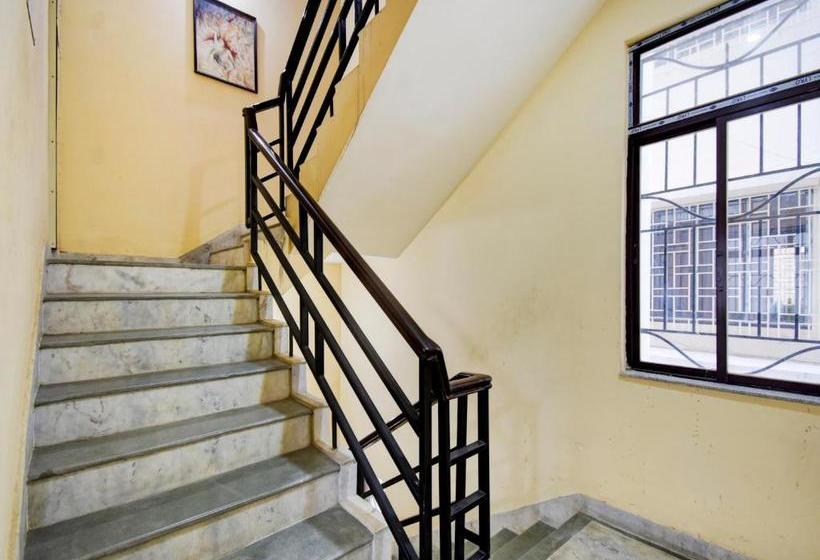 بنسيون Oyo 78506 Jj Residency Cochin Airport