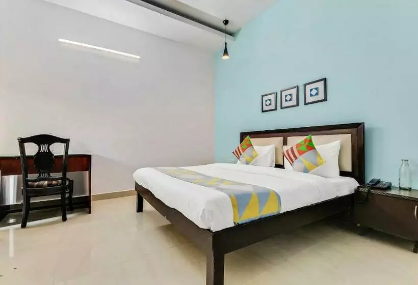 Majatalo Oyo 78766 Meera Residency Homes